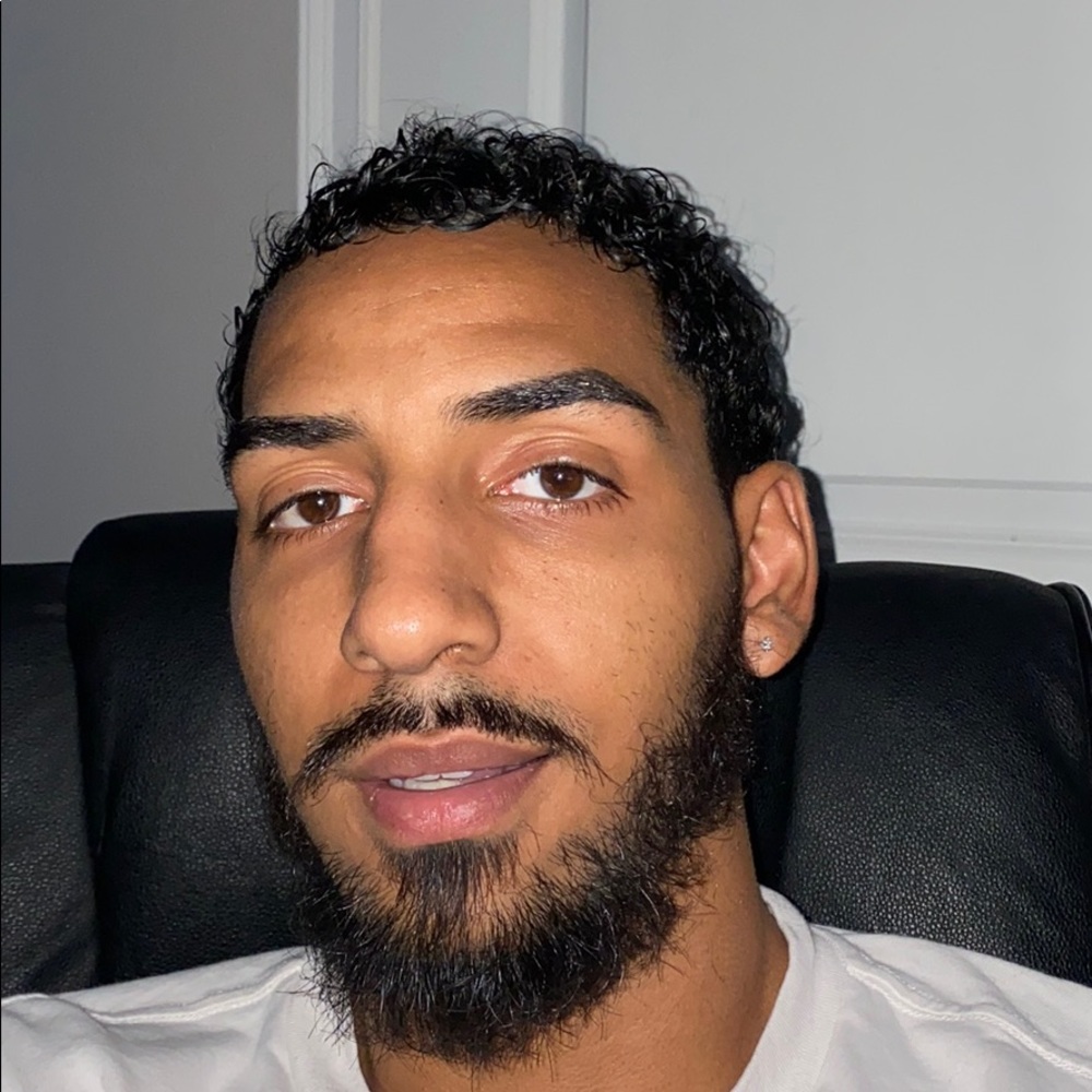 Meet your Posher, Uaneo